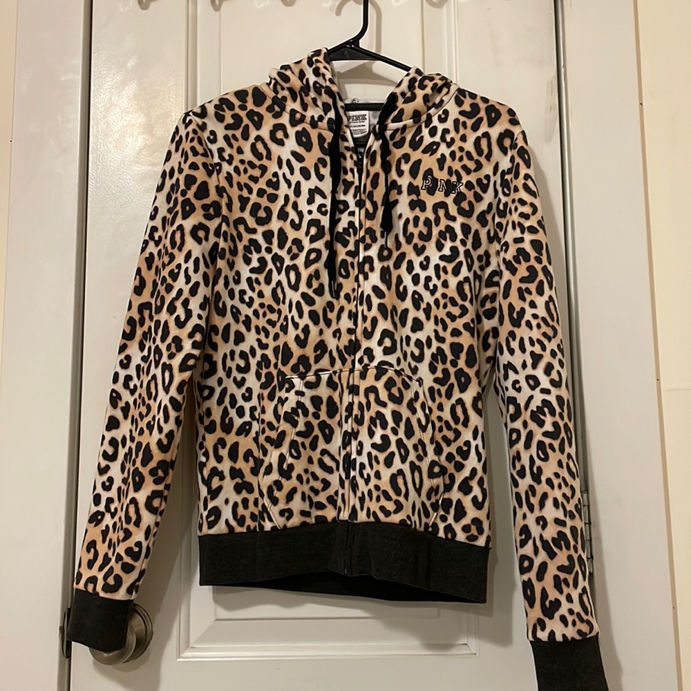 Victoria’s Secret PINK zip hoodie • small • cheetah print